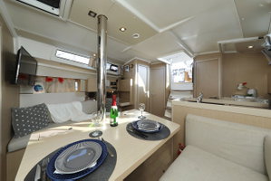 Oceanis 38.1 „Angel07“ – fotka 15