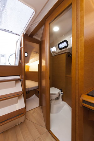 Sun Odyssey 349 „Glasswing“ – fotka 6