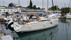 Sun Odyssey 349 „Glasswing“ – fotka 2