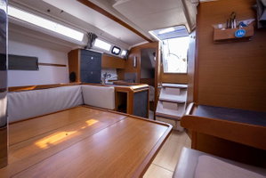Sun Odyssey 349 „In The Mood“ – fotka 8