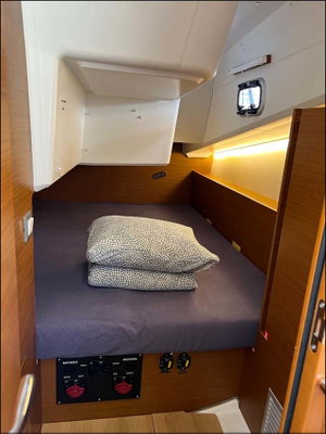 Sun Odyssey 380 „Golden eye“ – fotka 5