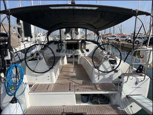 Sun Odyssey 380 „Golden eye“ – fotka 1