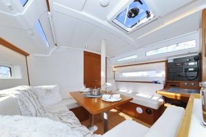 Sun Odyssey 380 Performance „Mymia“ – fotka 12