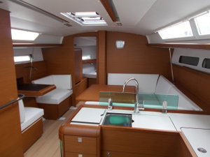 Sun Odyssey 419 „Dark Eyes“ – fotka 3