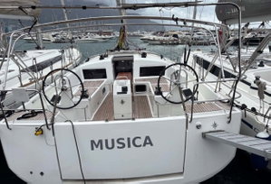 Sun Odyssey 440