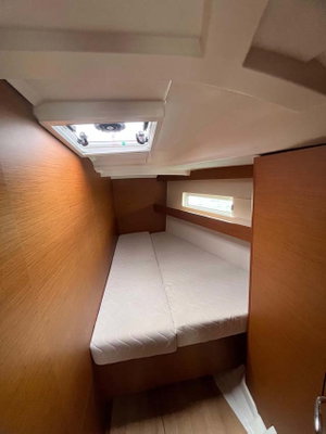 Sun Odyssey 440