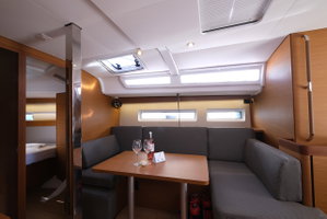 Sun Odyssey 440 „Roma“ – fotka 5