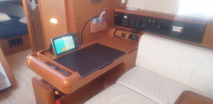 Sun Odyssey 519