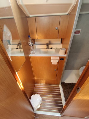 Bavaria C42 „Silver VII“ – fotka 13