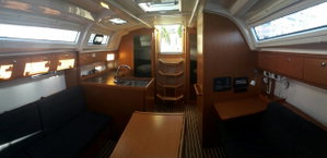 Bavaria Cruiser 37