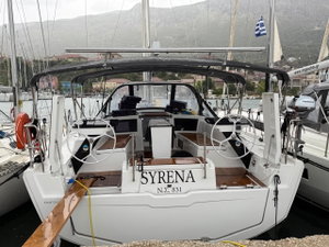 Dufour 41 „Syrena“ – fotka 1