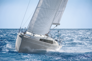 Bavaria Cruiser 33 „Adria Breeze“ – fotka 1
